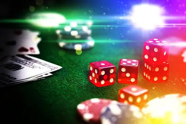 Platform berliantoto menampilkan kategori sportsbook, live casino, dan slot games